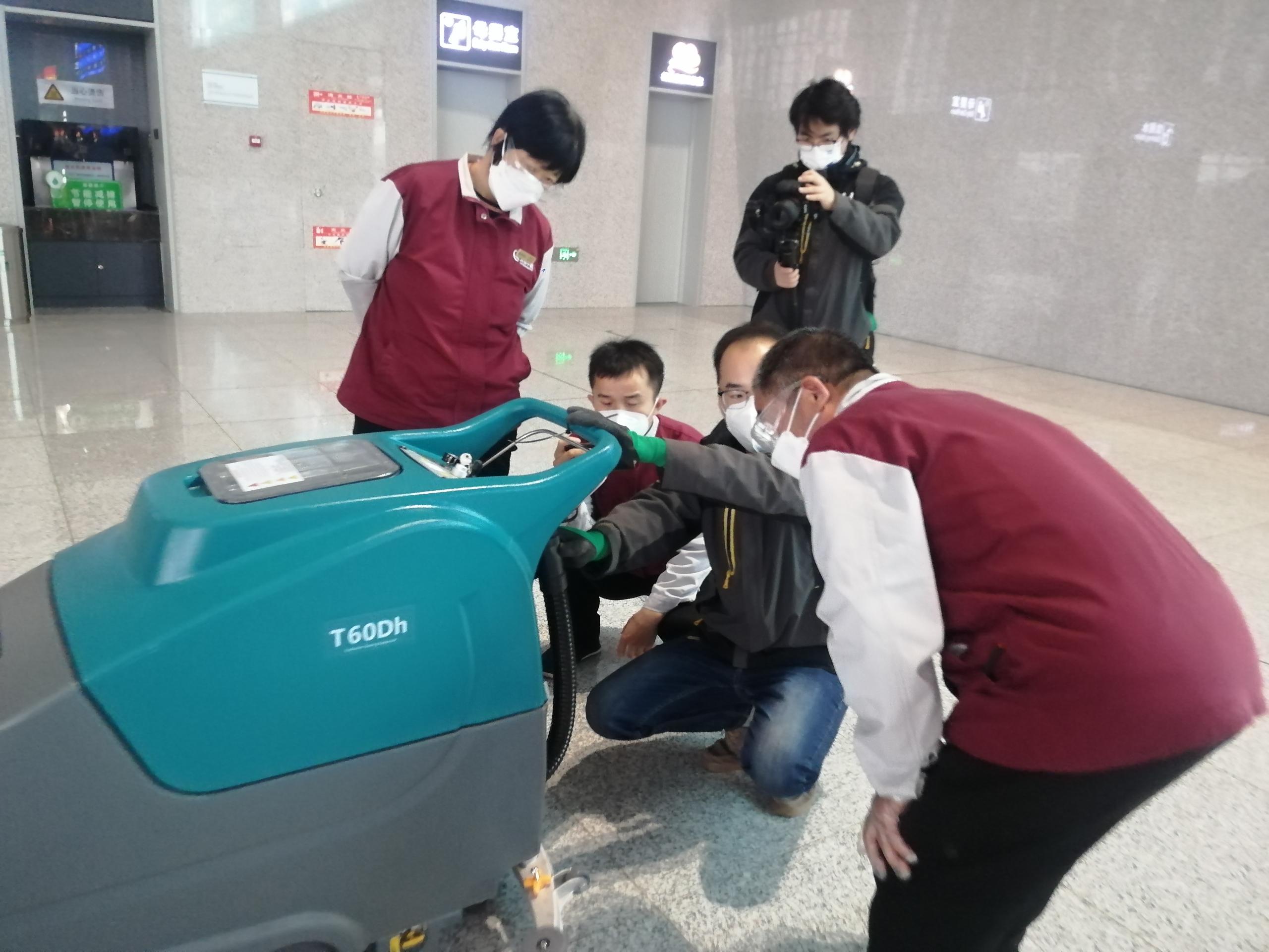 高鐵站都在用的洗地機，究竟有什么優勢（一）