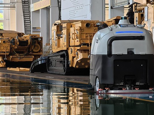 工業智能洗地機器人：改變工業地面清潔模式