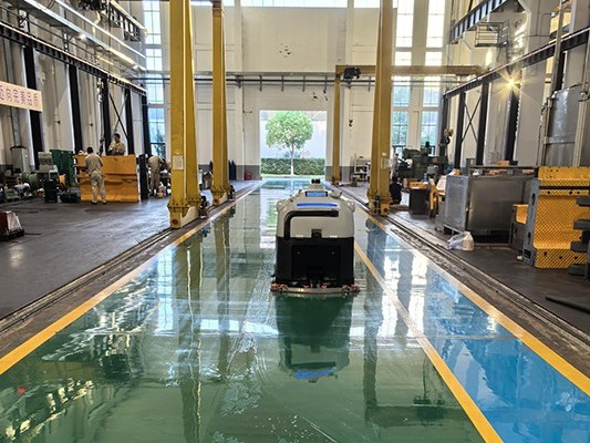 14億多人從“用上電”到“用好電”，坦力工業洗地機器人助力工廠地面清潔