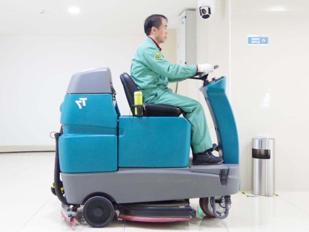 醫院場所如何選擇工業洗地機？